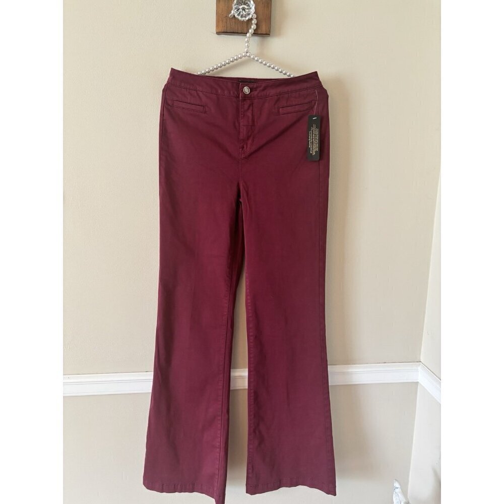 NWT Bebe Womens Size 29 Clean Sateen Flare Burgundy Pants